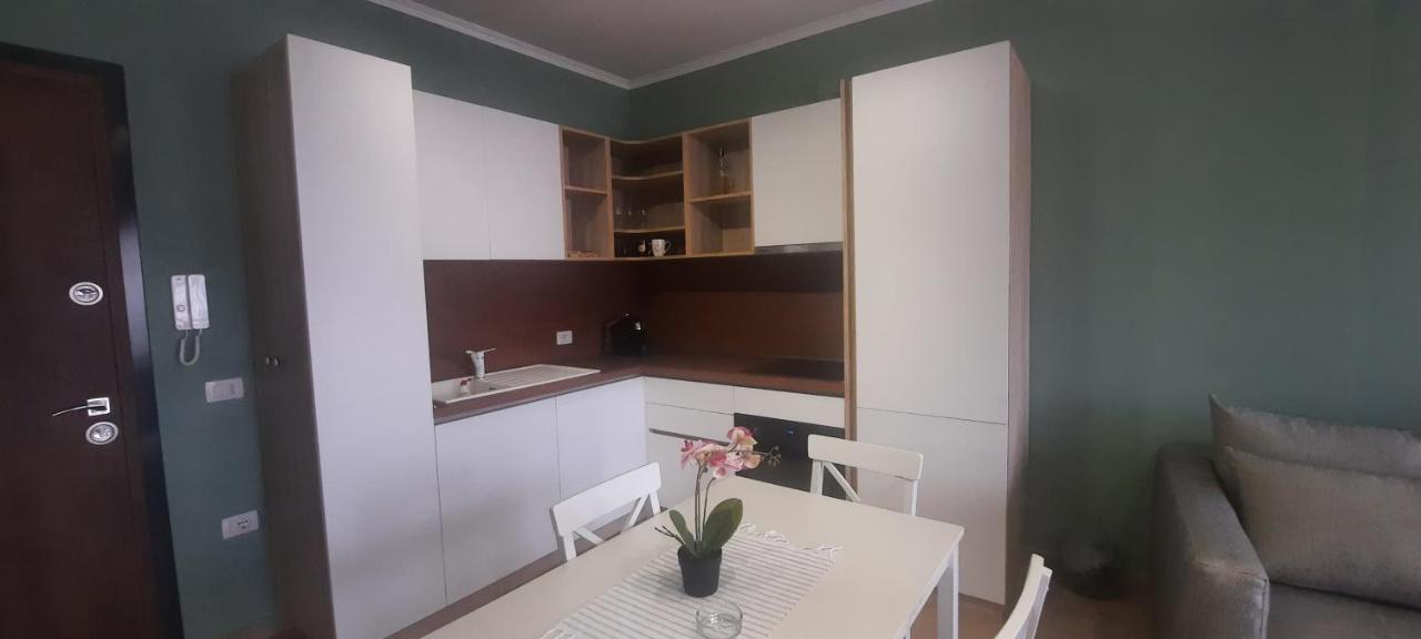 Flower Apartment Tirana Kültér fotó