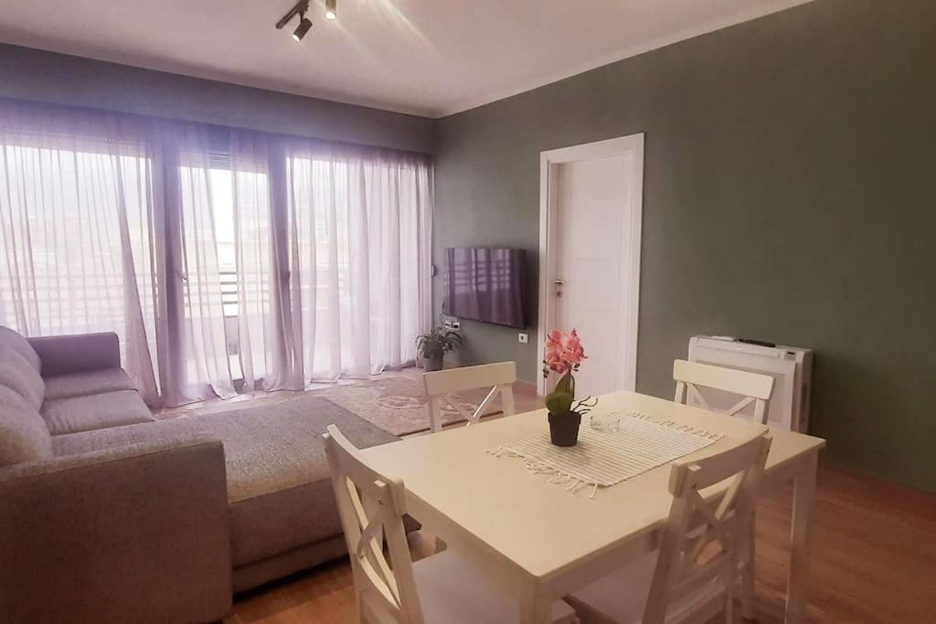 Flower Apartment Tirana Kültér fotó
